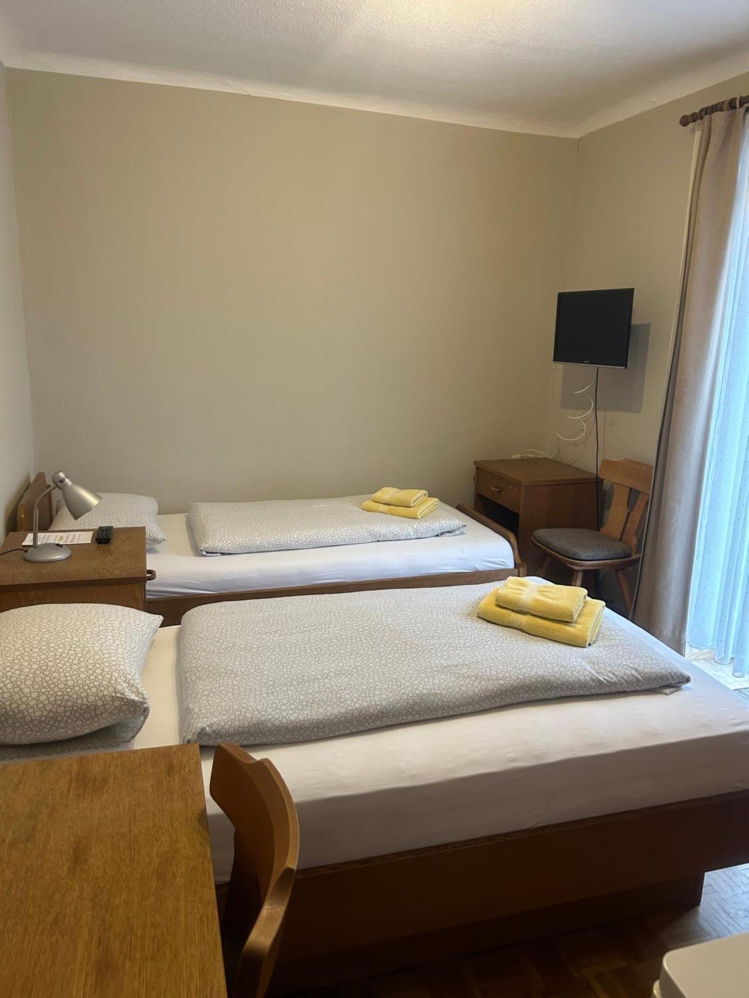 Gasthof Mit Seeterasse & Appartements Zur Landeroith 威雷格 外观 照片