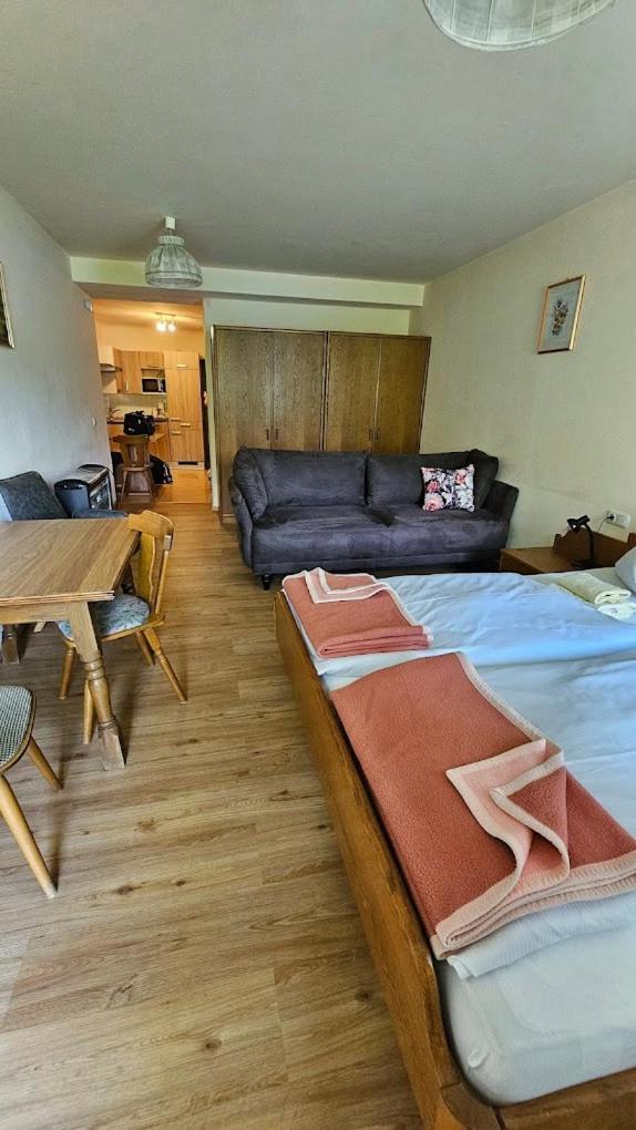 Gasthof Mit Seeterasse & Appartements Zur Landeroith 威雷格 外观 照片